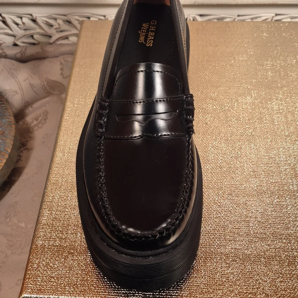 G.H. Bass Whitney Platform Penny Loafer - Picture 7 of 12